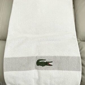 Three Lacoste 30in x 52in Bath Towel - White/Gray - Logo